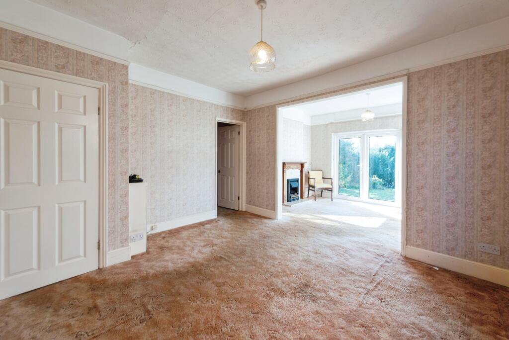 Living/Dining Room
