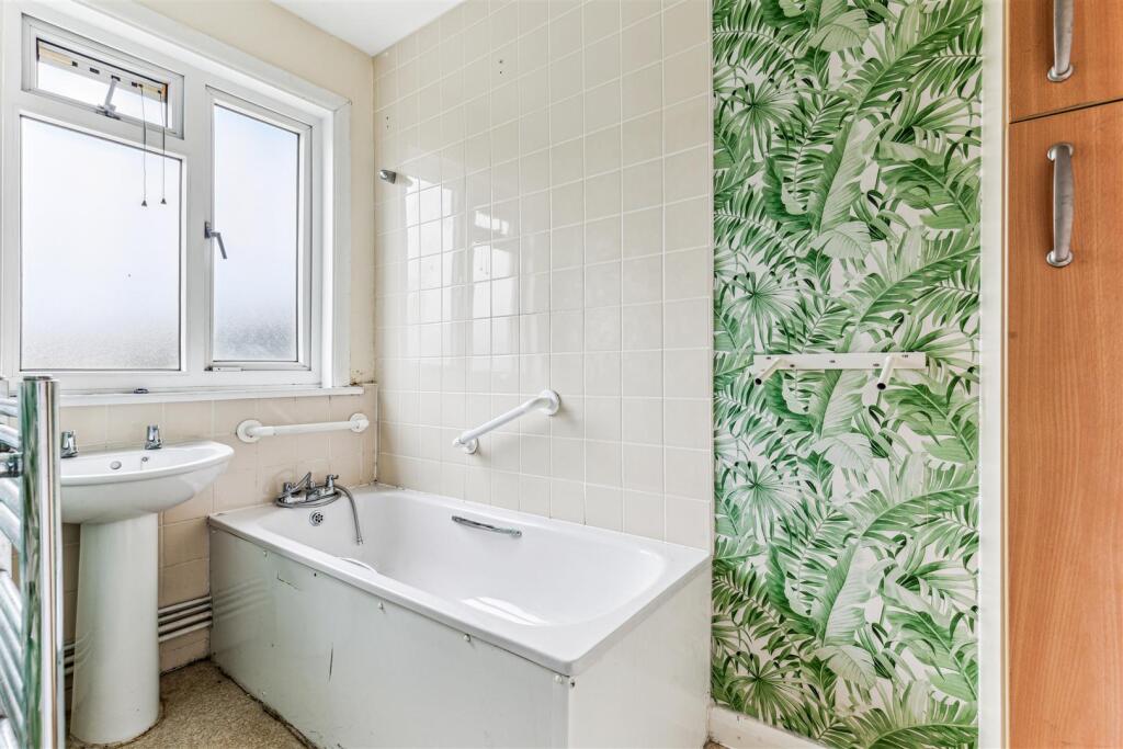 Greenend Road, W4 - FOR SALE