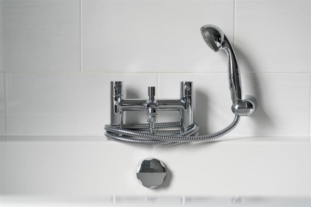 Bathroom-3.jpg