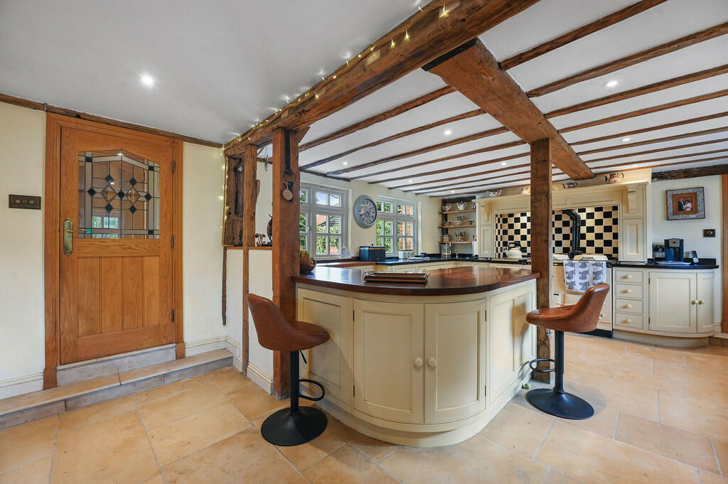 Kitchen/breakfast...