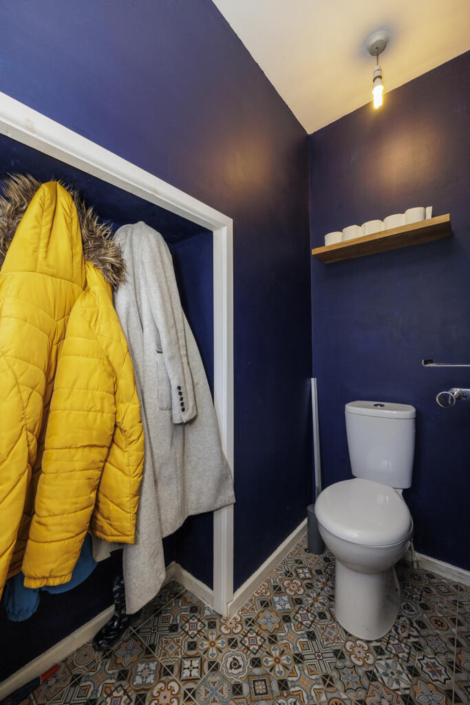 21 Longton avenue-53