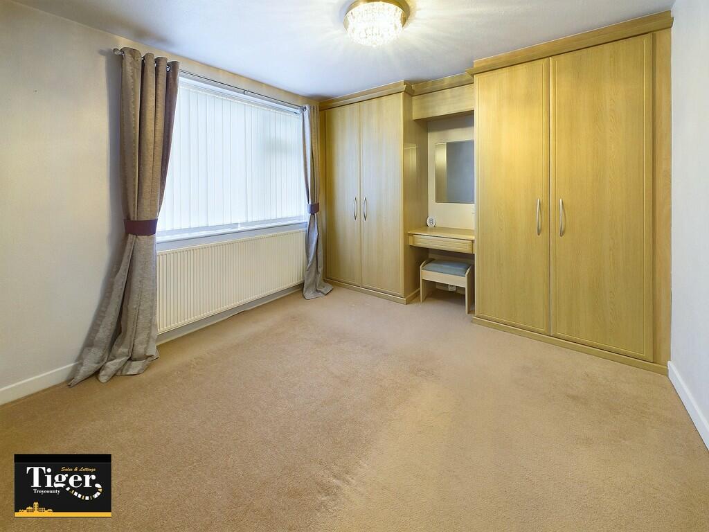 CAM02176G0-PR0434...