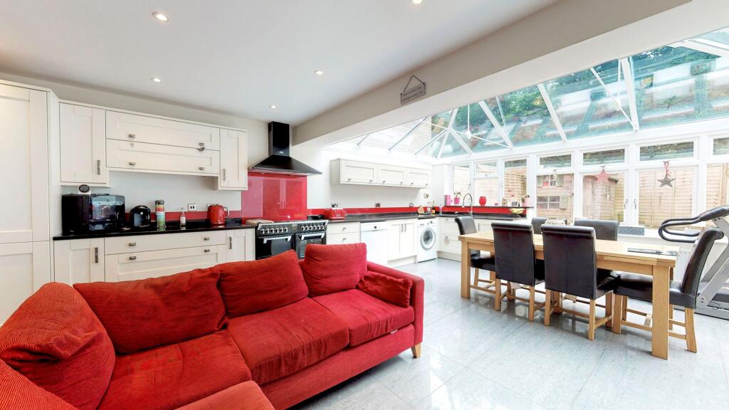 Kitchen \ Diner \ living space