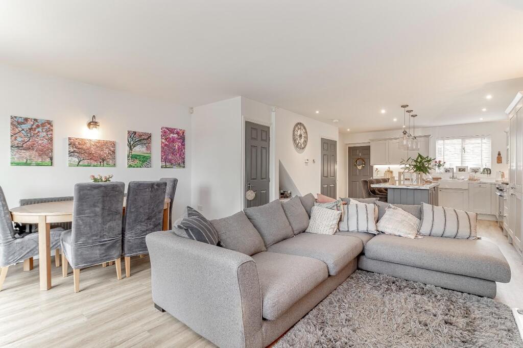 Living Dining Kitchen - G.jpg