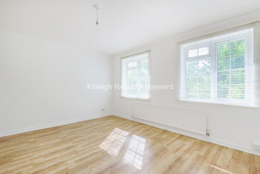 18004001-901e-4326-a