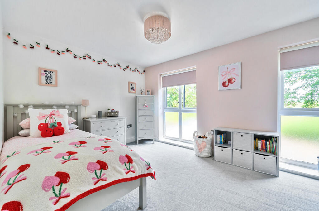 10-6823147960056-...