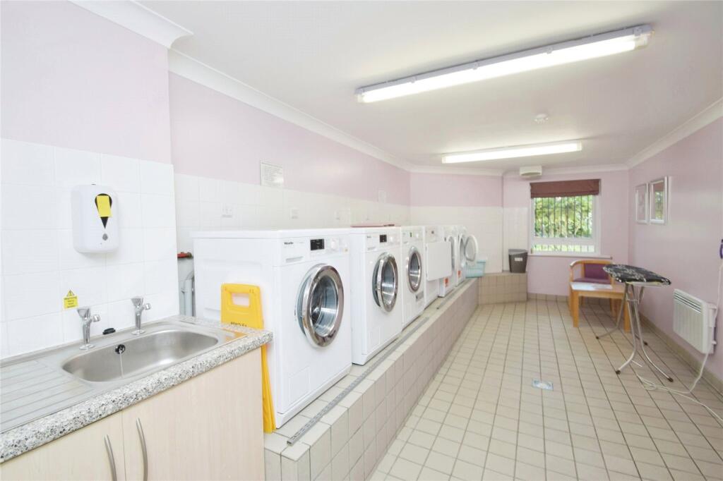 COMMUNAL LAUNDRY