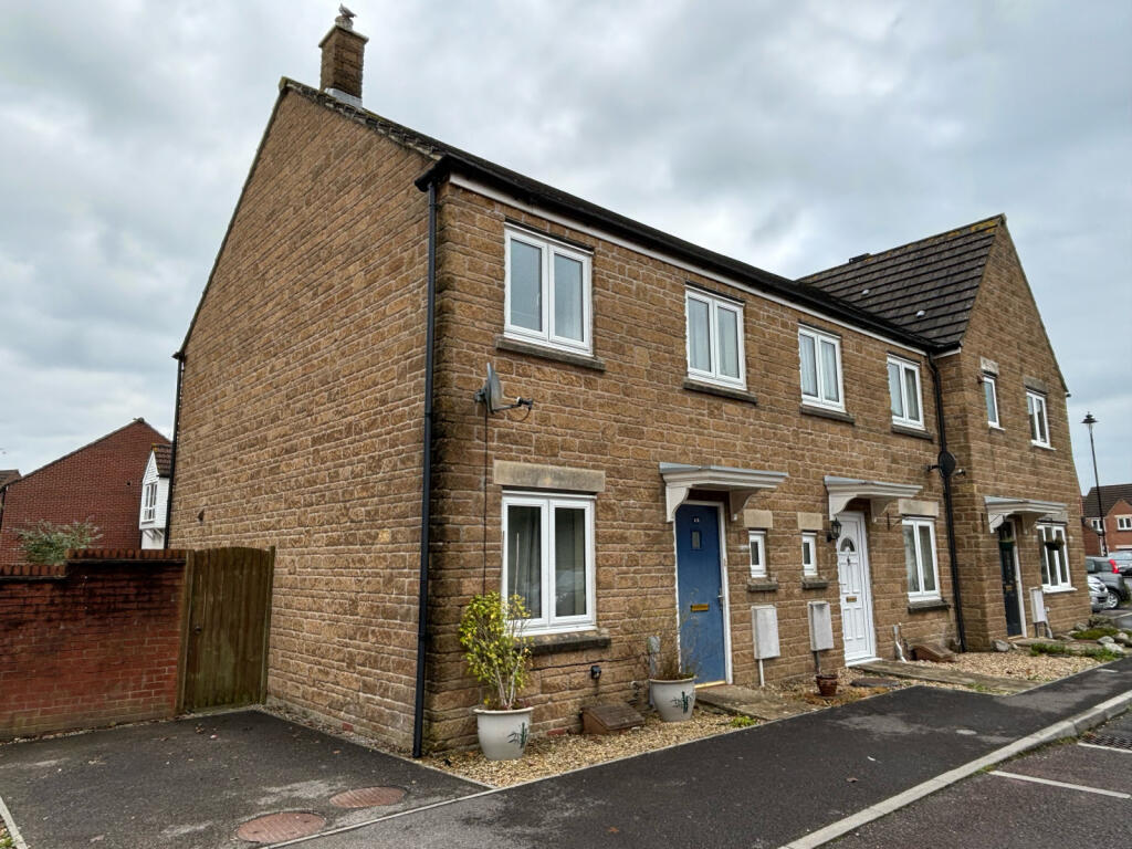 3 Bedroom End Of Terraced House