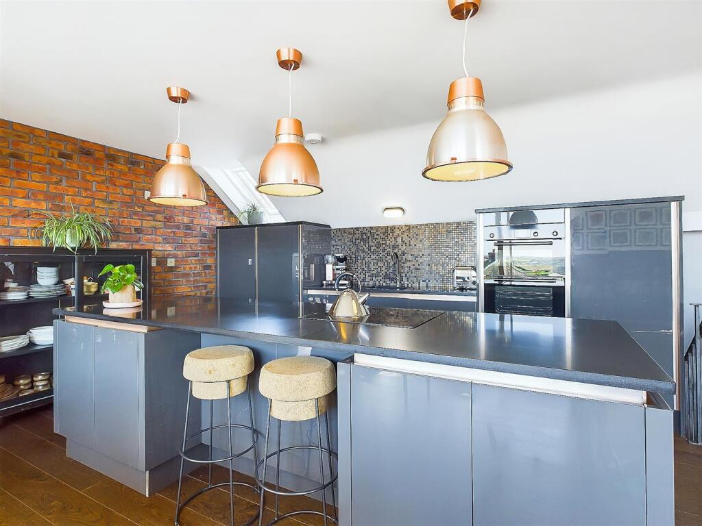 Breakfast Bar.