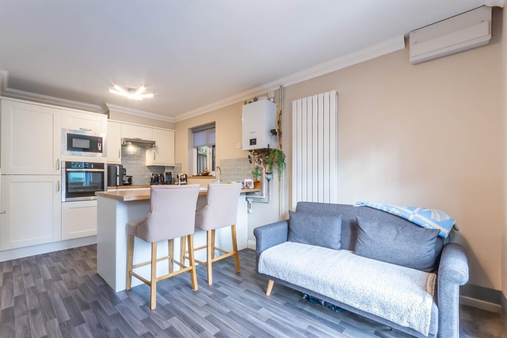 Kitchen/Family Room