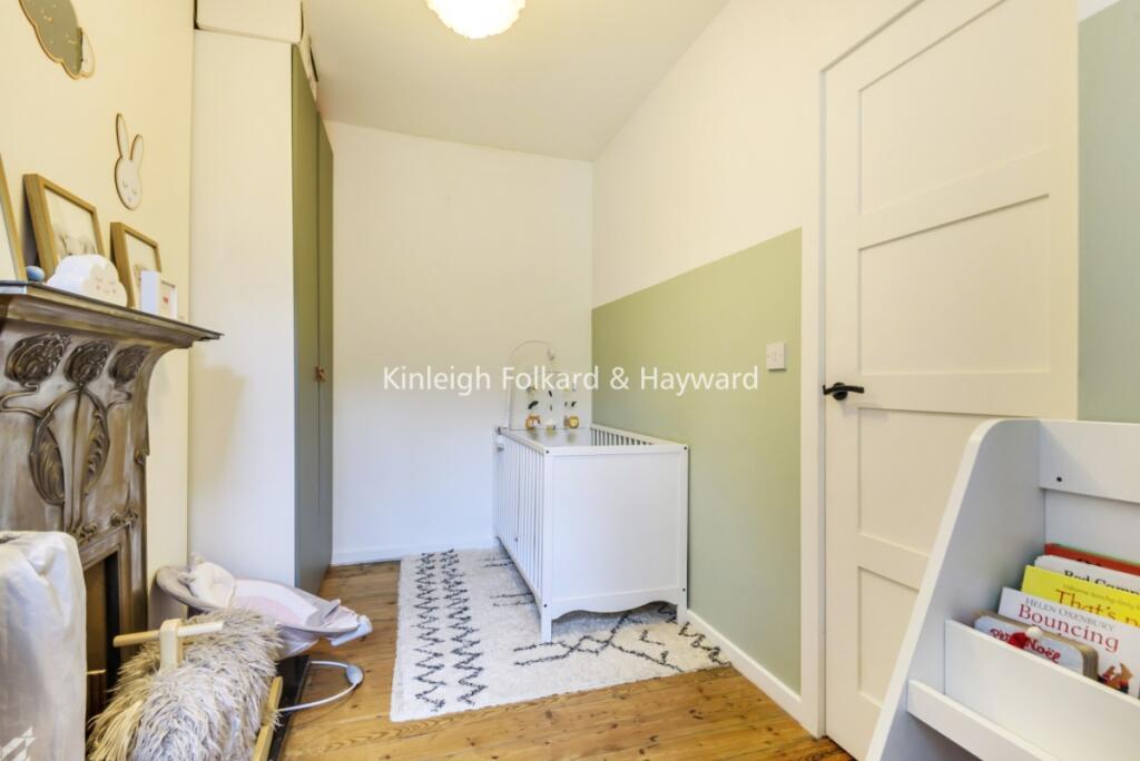 32dc4428-4cb6-48b2-a