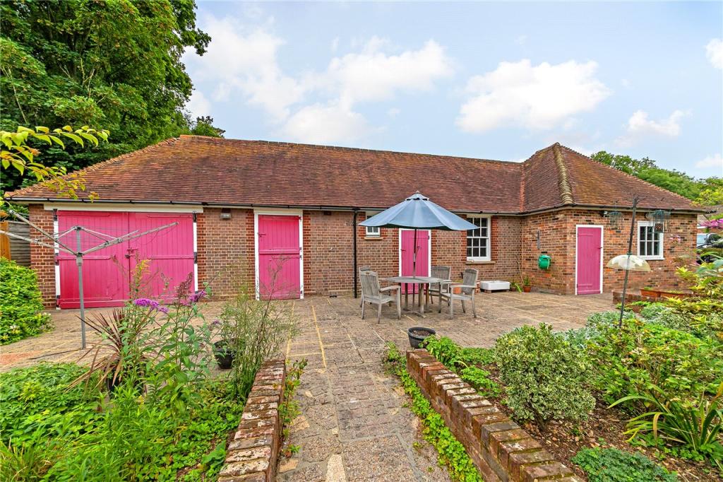Outbuilding