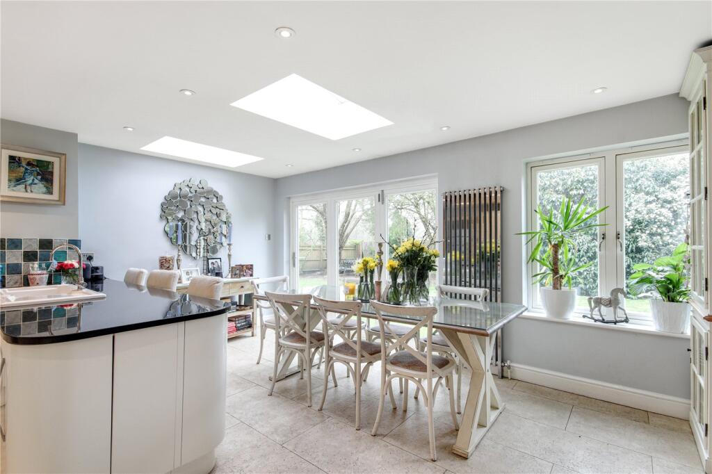 Kitchen/Breakfast