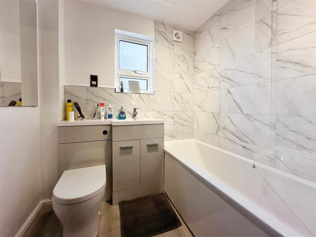 84a43977-image_picker_4E61DF33-59E7-464C-B0F9-0374