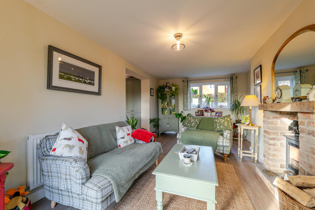 High Street, Longdon, WS15