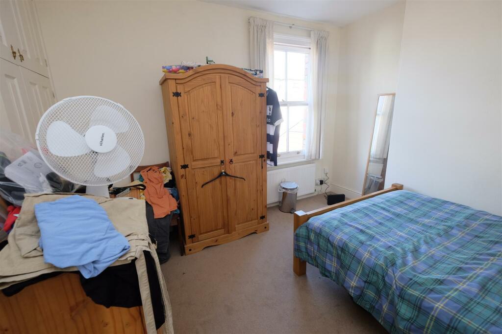 12 North Street, Southville, Bristol BS3 1HT High 