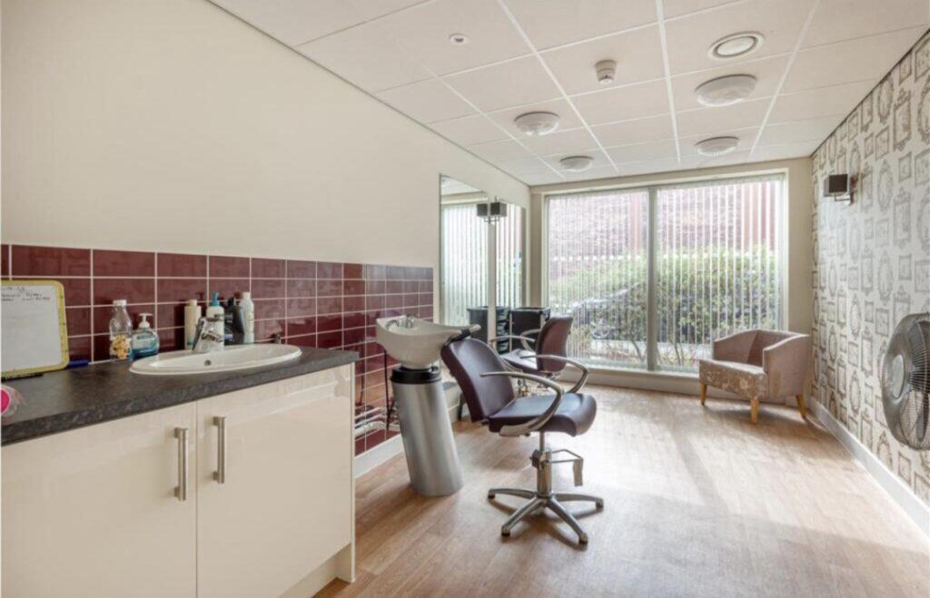 Whiston Court - Communal Hairdresser