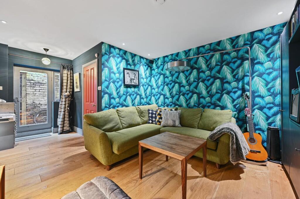 Goldhawk Road - Play RoomA3 (1).JPG