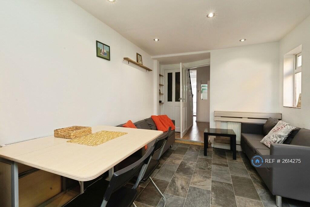 Dining / Living Area