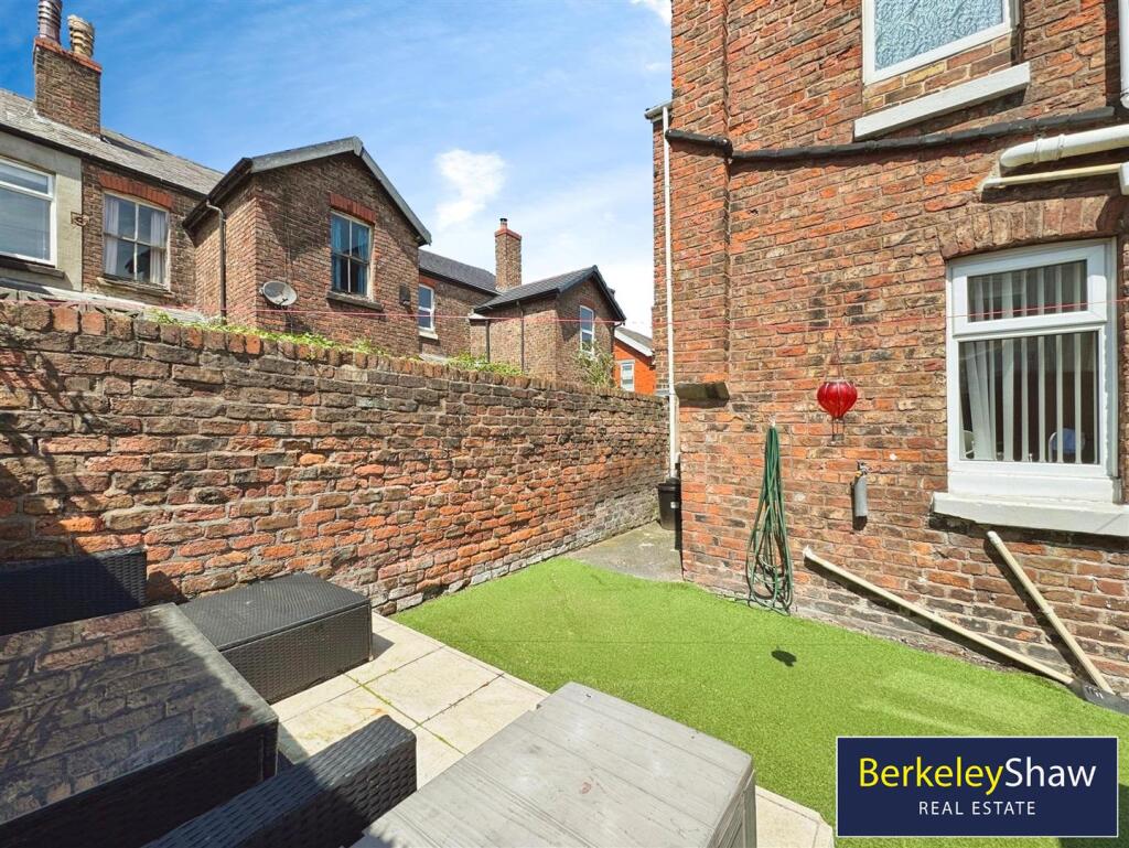 Glendower Road, Waterloo