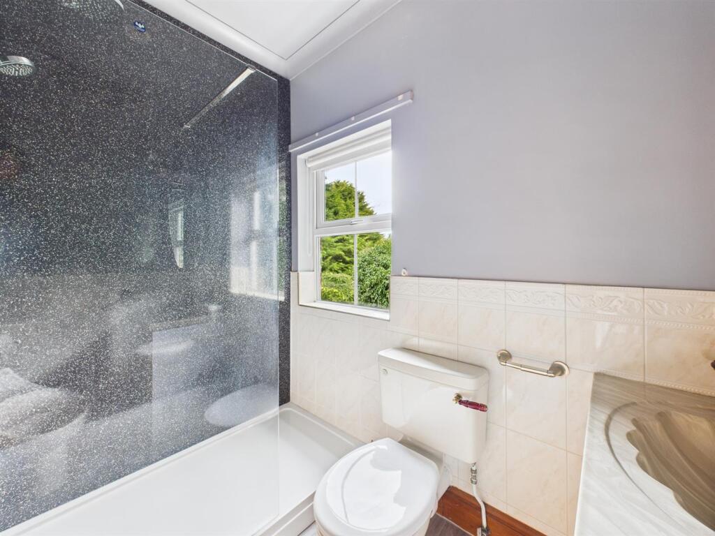 Ensuite Shower Room