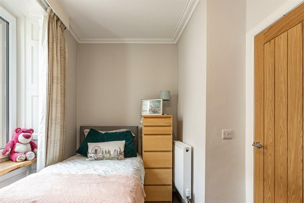 52 Tower Street Selkirk  (16).JPG