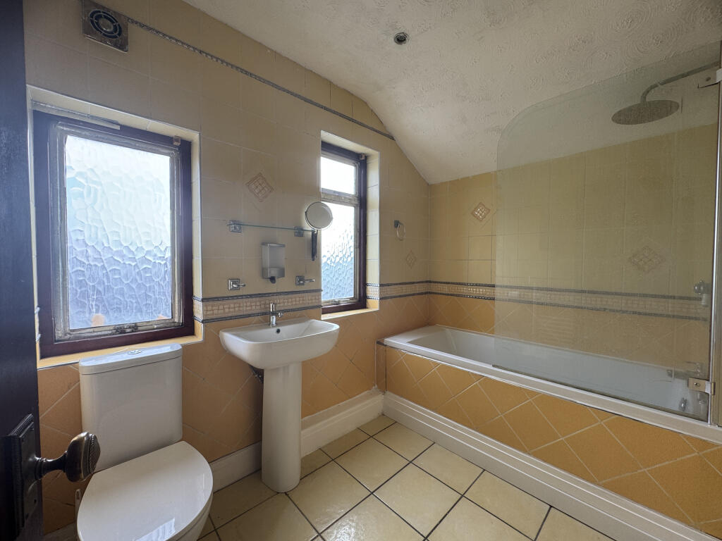 Bath/WC
