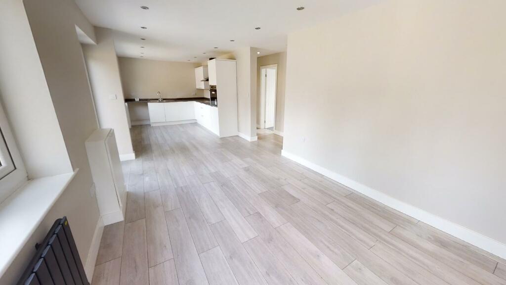 KITCHEN RECEPTION