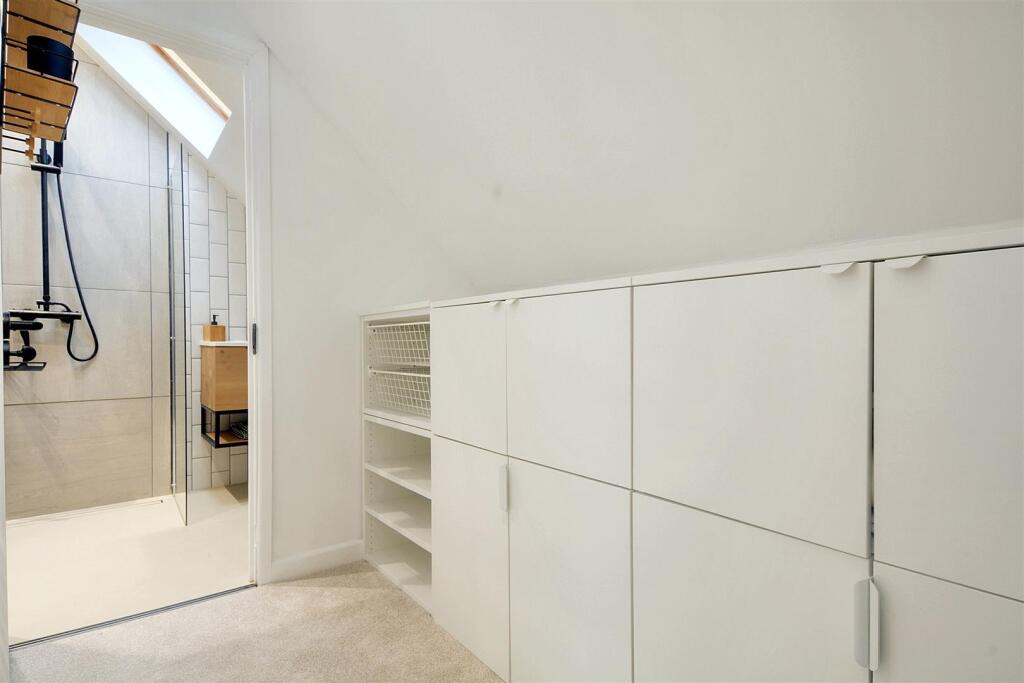 Dressing Room_1.jpeg