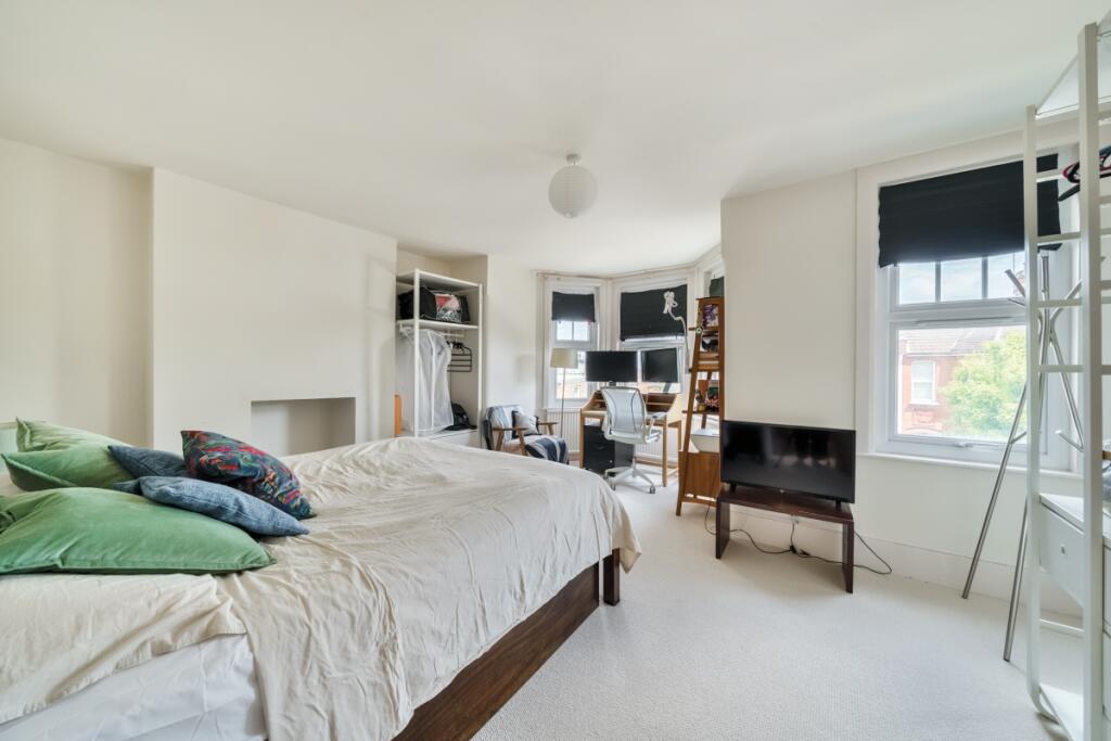 1325379-11-68765f...