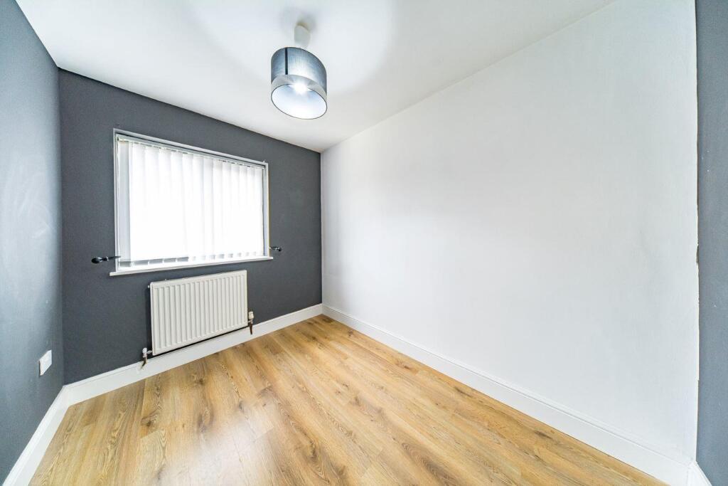 37 CAldywood bedroom 4.jpg