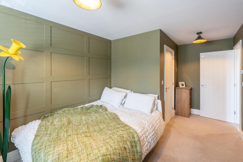 Main Bedroom 
