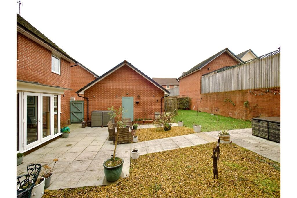 Landscaped  Gardens