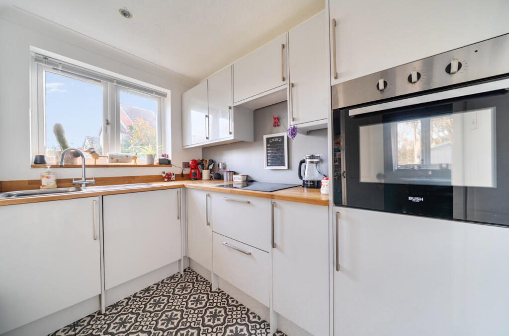 1387273-8-6939836...