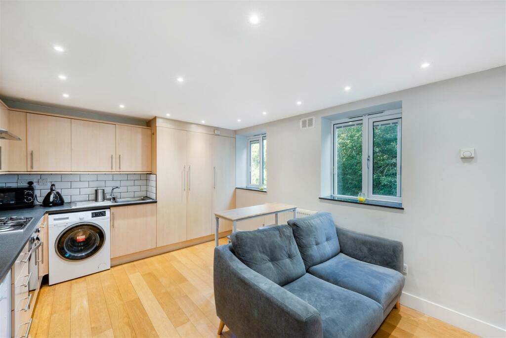 Open Plan Kitchen/Reception Room