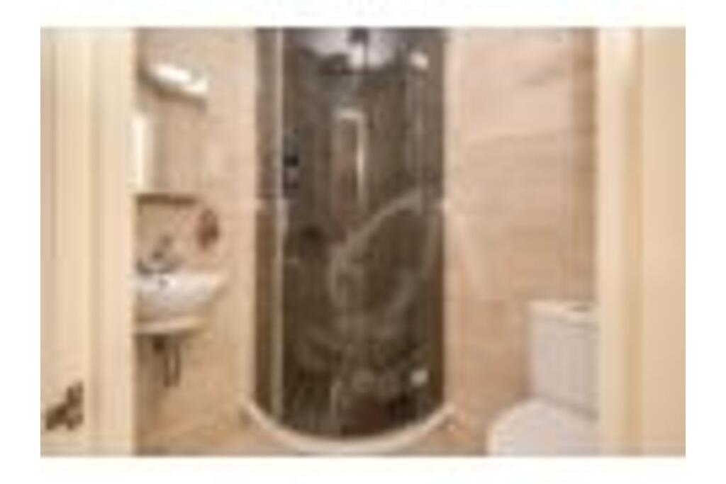Master En-suite