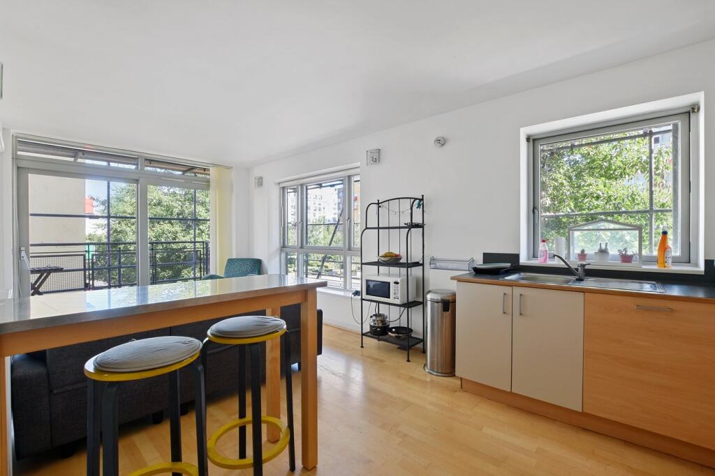 West Parkside , Greenwich, London, SE10