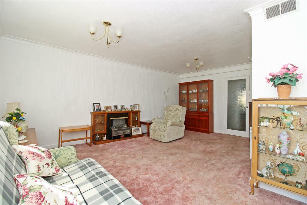 Living / Dining Room