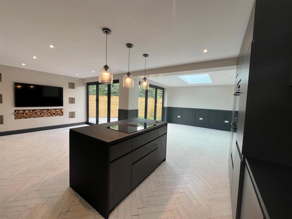 Titch Cottage 05.jpg