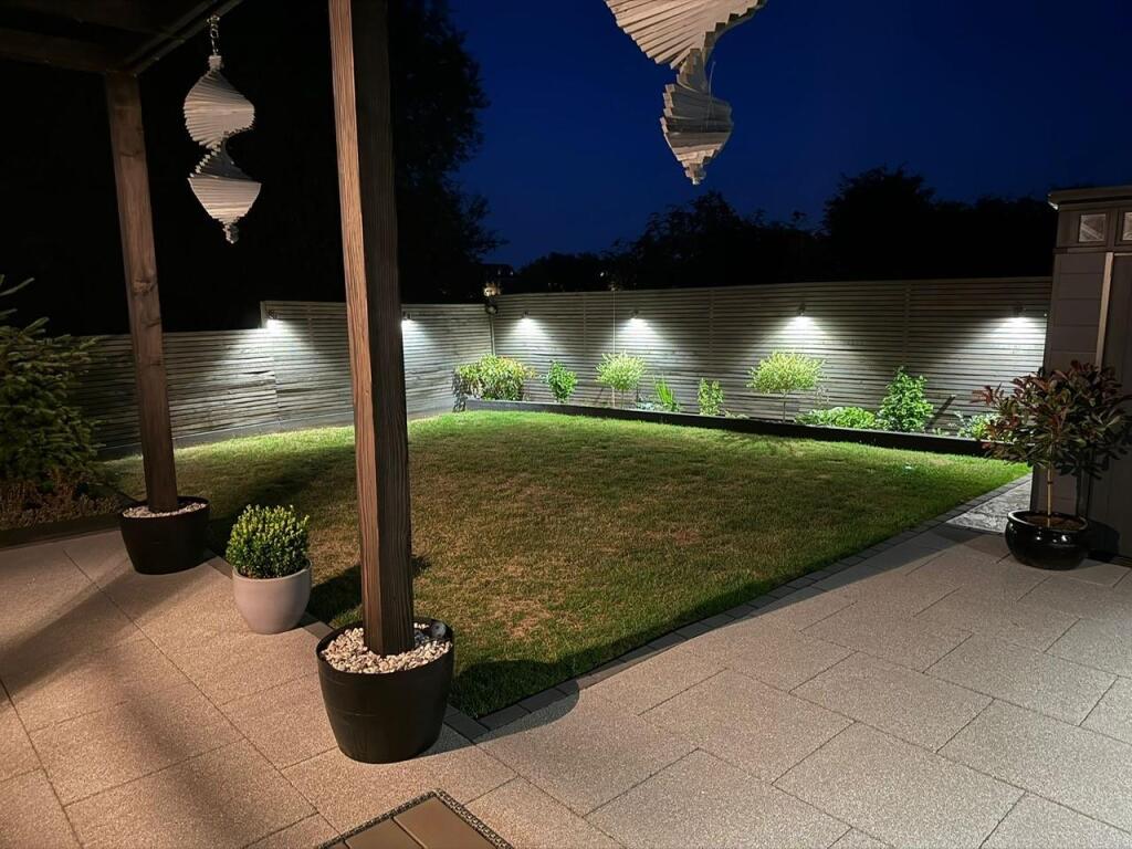 garden 4.jpg