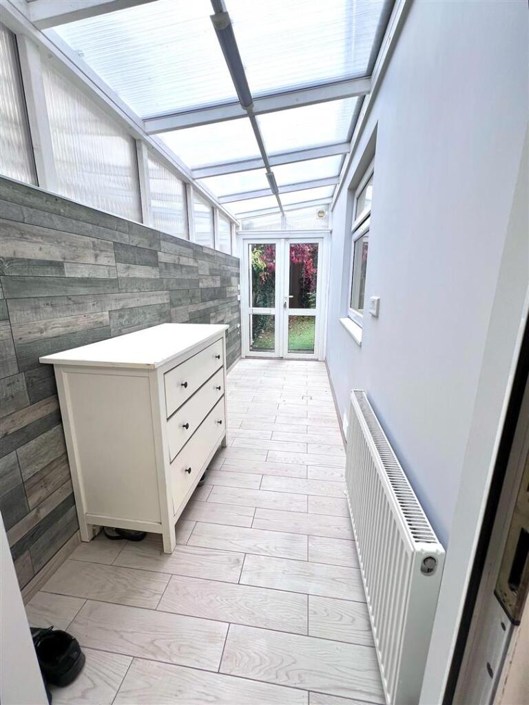 Conservatory/Utility Area