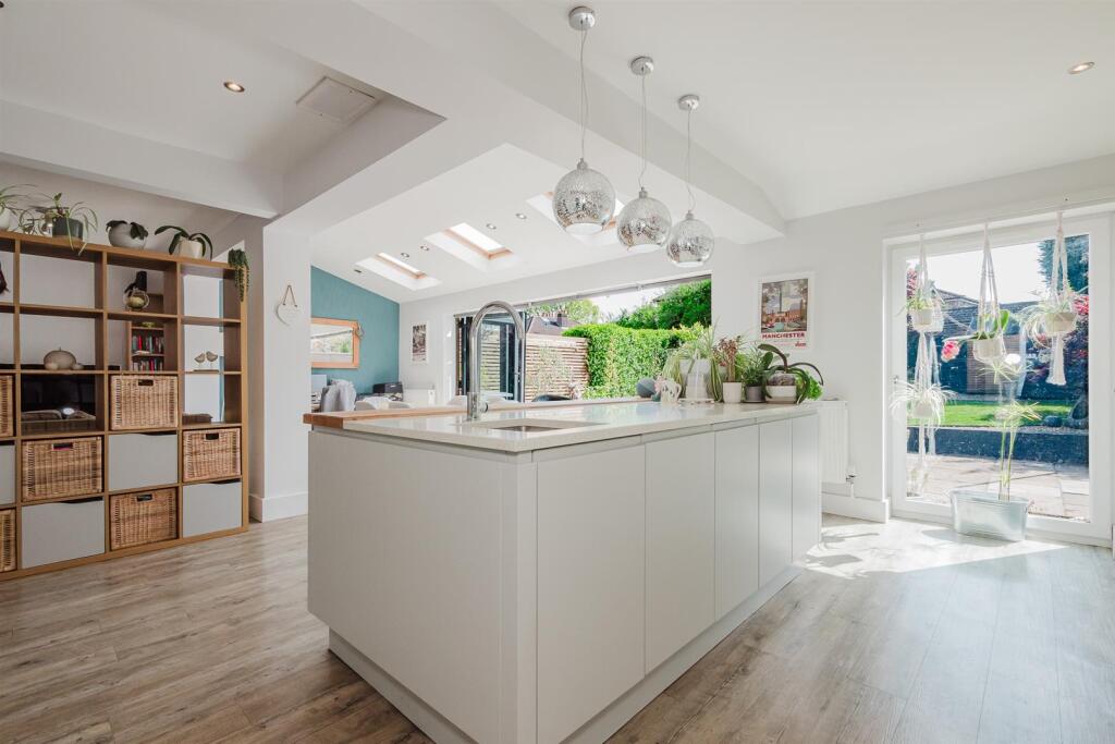 Live In Dining Kitchen