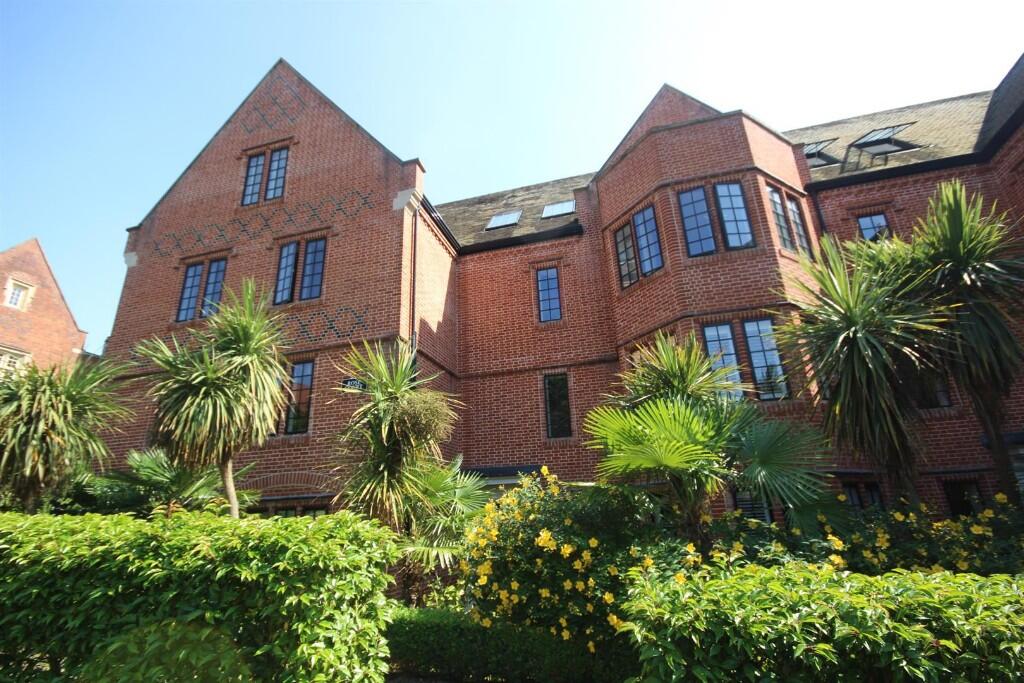 The Galleries, Brentwood, Essex, CM14