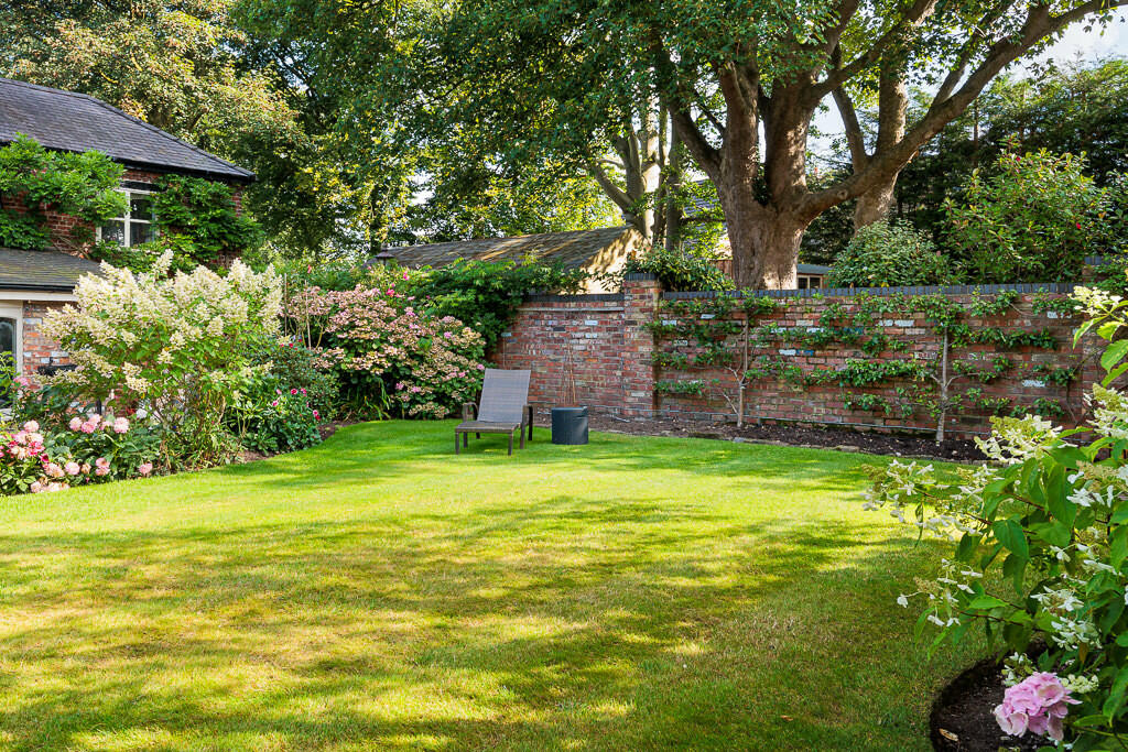 heyeswood_stables...