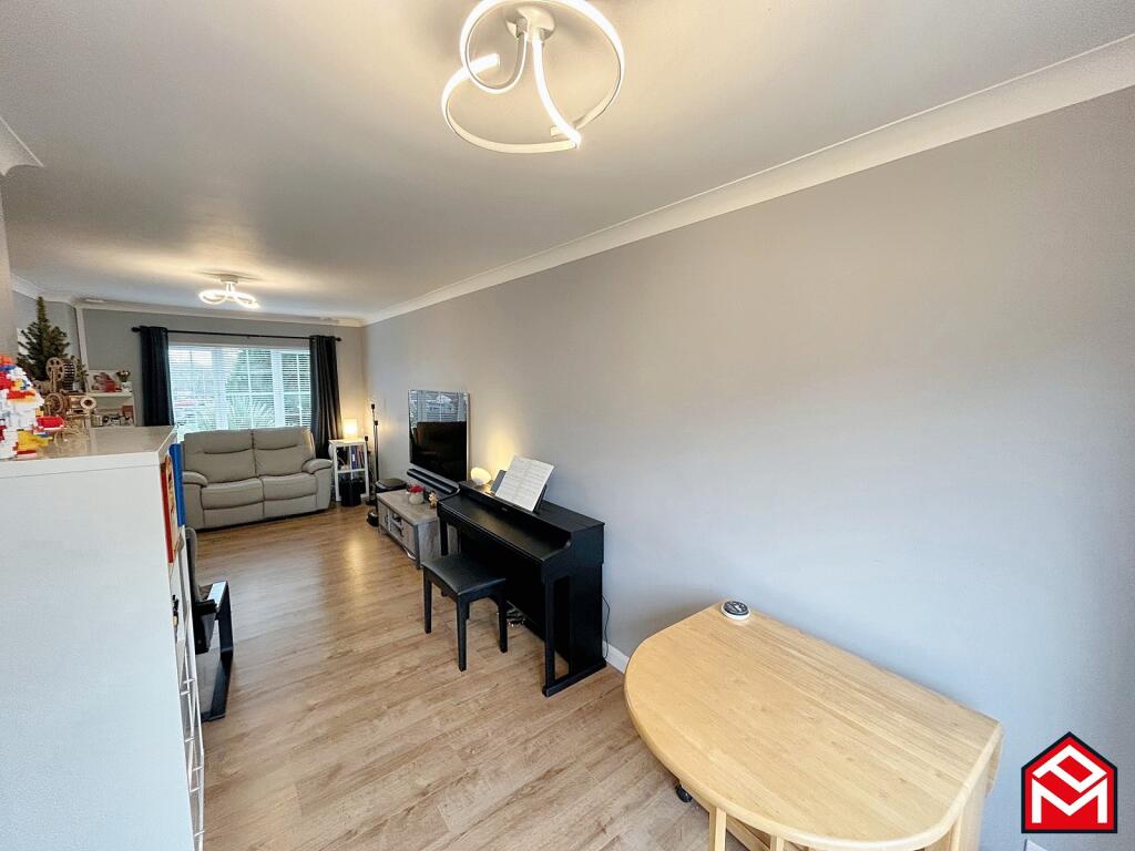 Open Plan Kitchen/ Dining/ Living