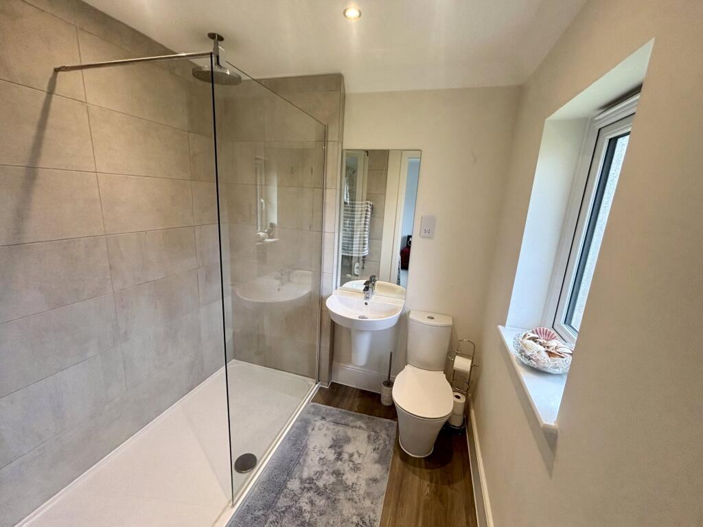 Bedroom 2 En Suite