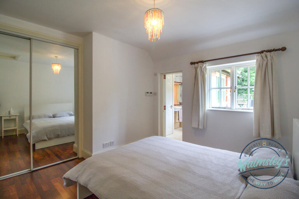 Double bedroom with ensuite