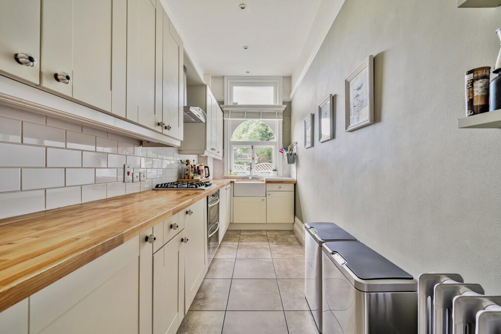 7-681b935d4cdd9-1...