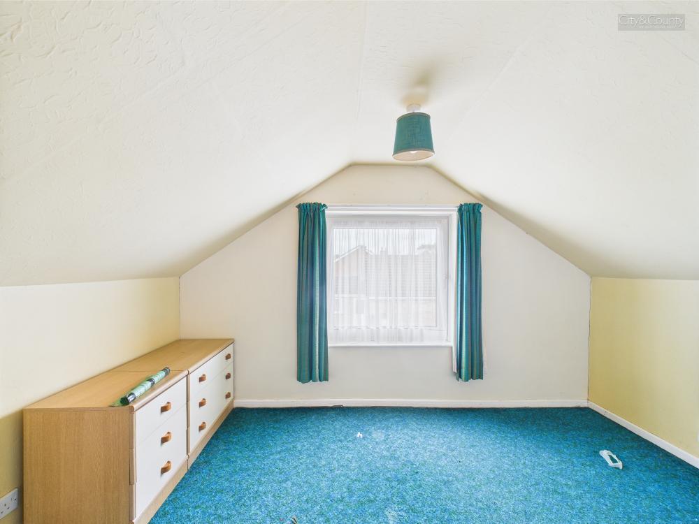 Loft Room/Bedroom