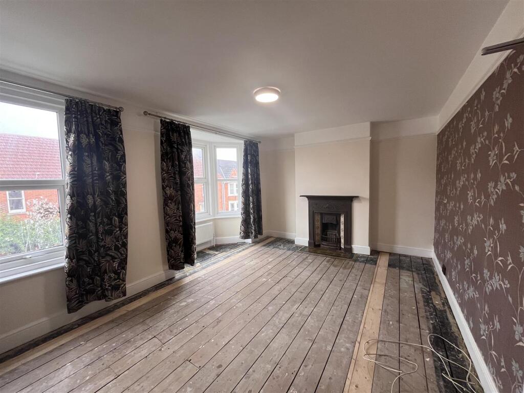 Front bedroom